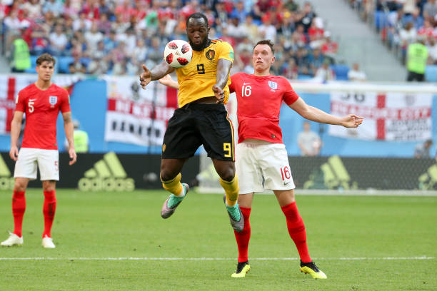 例如去年斯 例如去年斯